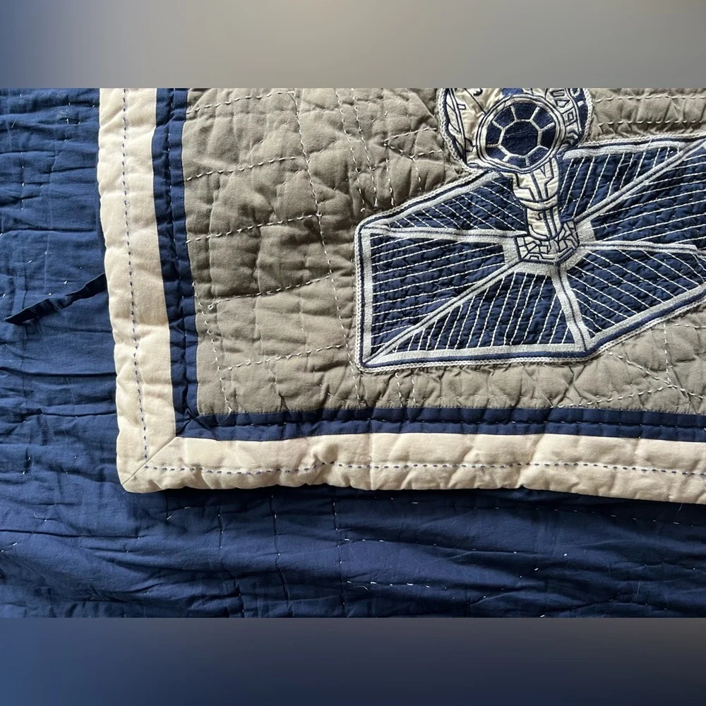 Pottery Barn Kids Star Wars X-Wing Tie Fighter Quilt Twin with Pillow Case
